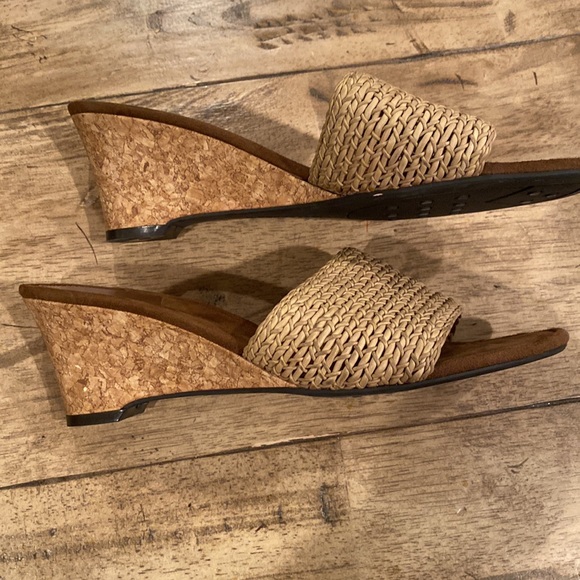 Lifestride Women’s Sensation slip on Wedge Sandals size 7.5 - Picture 3 of 6